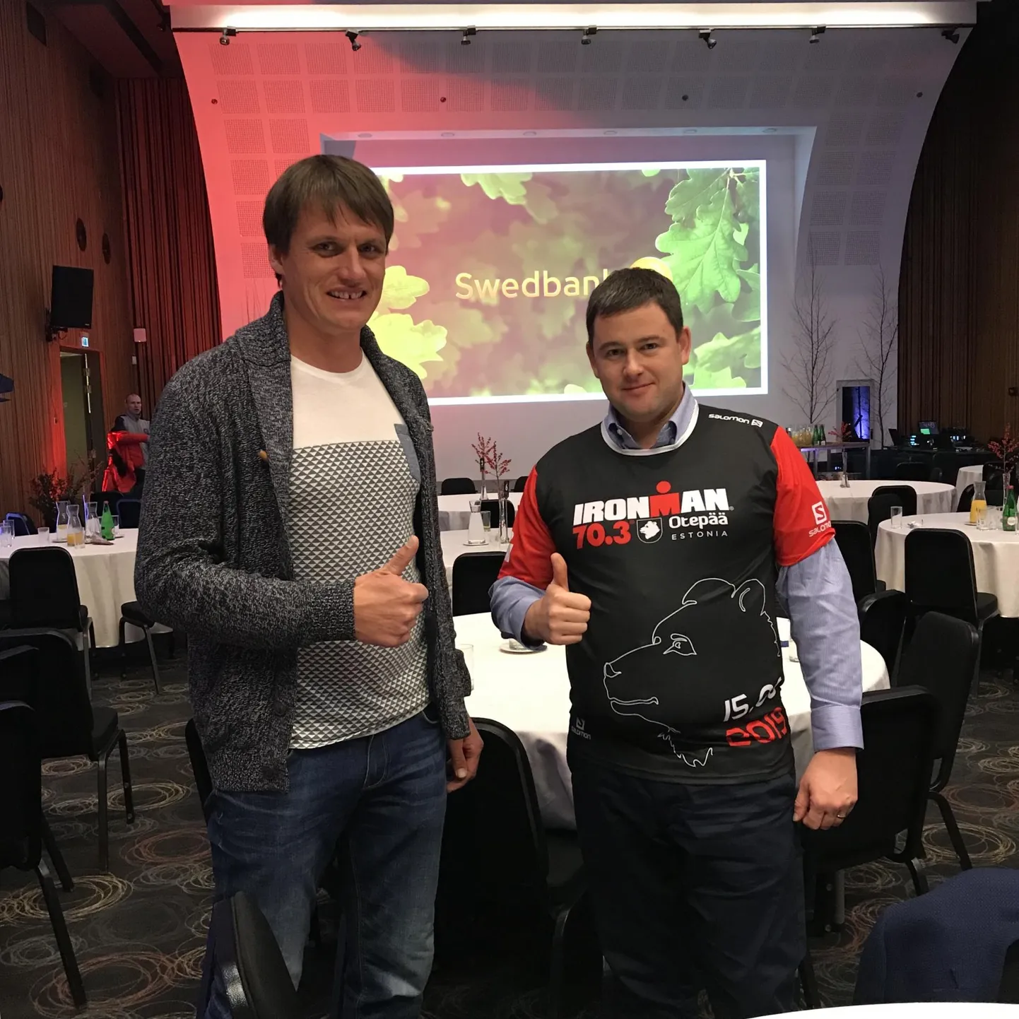 Treener ning võistluse korraldaja Ain-Alar Juhanson (vasakul) näeb vaeva selle nimel, et pangajuht Robert Kitt teeks õnnestunud stardi.