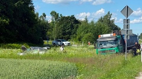 Pärnu-Rakvere maanteel juhtus kahe auto kokkupõrge