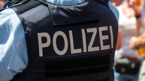 «KUTSUGE COBRA 11»? ⟩ Saksa maanteepolitseinik kaotas töö, kuna varastas 180 kilo just seda