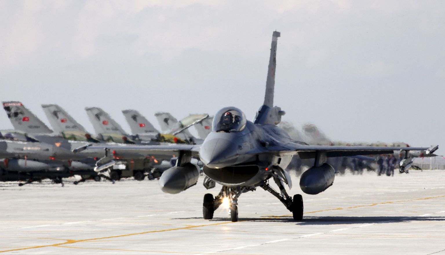Türgi õhujõudude F-16 sõjalennukid. Foto on illustratiivne.