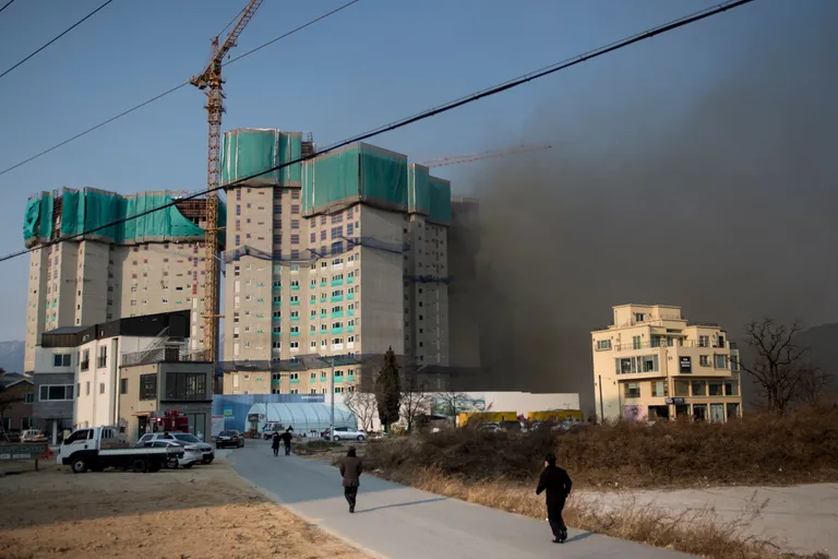 Пожар в олимпийском парке Канныня