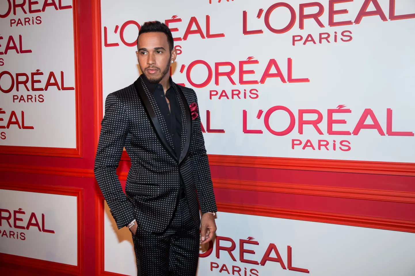 Lewis Hamilton vormelisõidust vabal ajal.