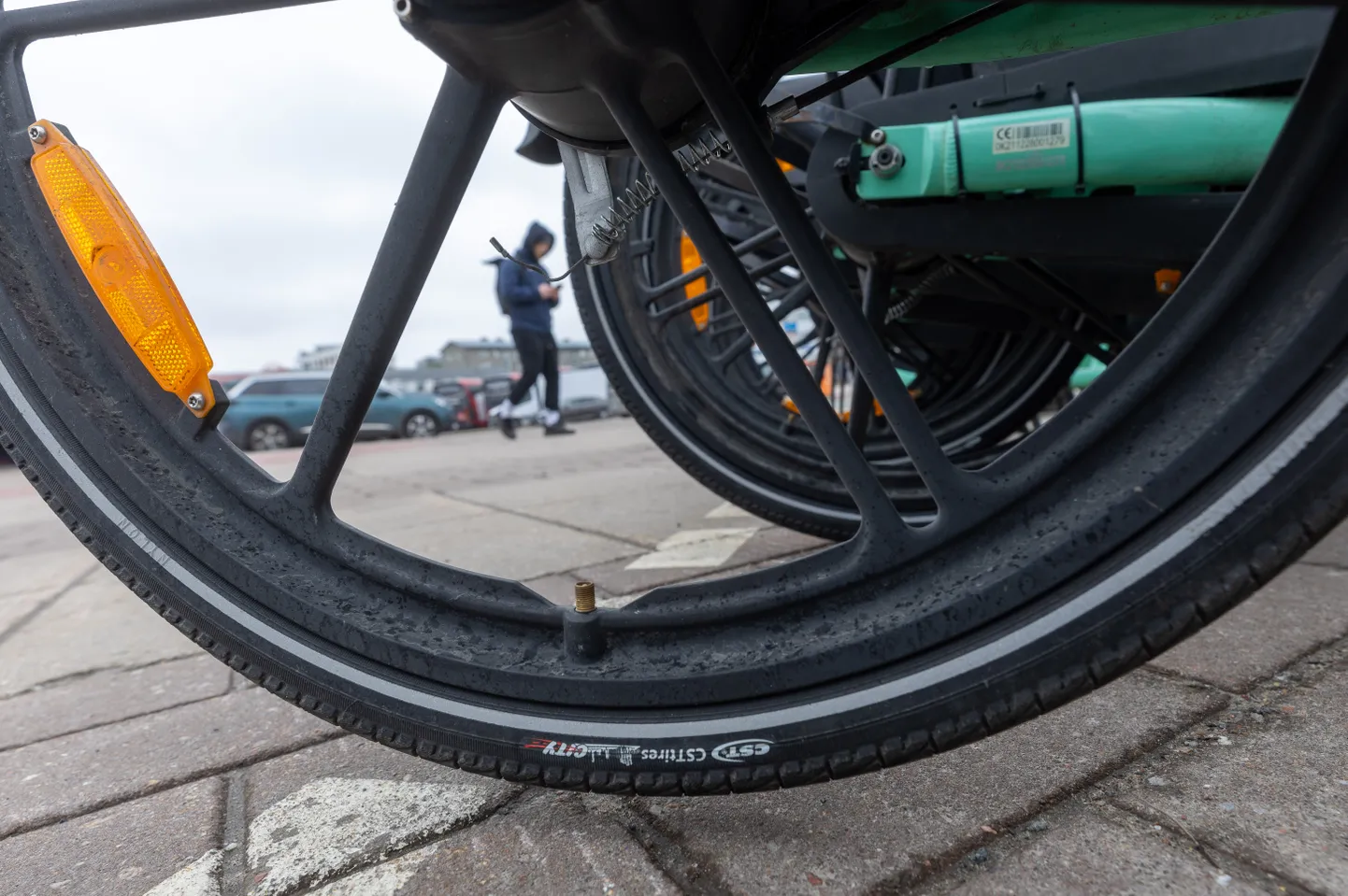 Bolti jalgrattad on nüüdsest õhukummidega.