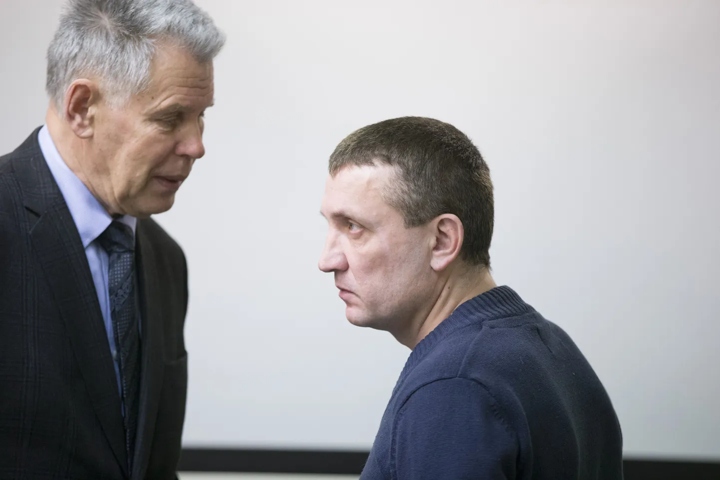Jevgeni Mirontšenko tuli kohtumajja jääknähtudega ja võeti aresti alla.