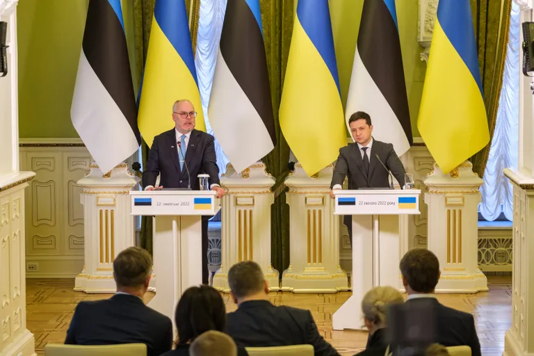 Алар Карис и Владимир Зеленский встречались в Киеве за два дня до начала российского вторжения.