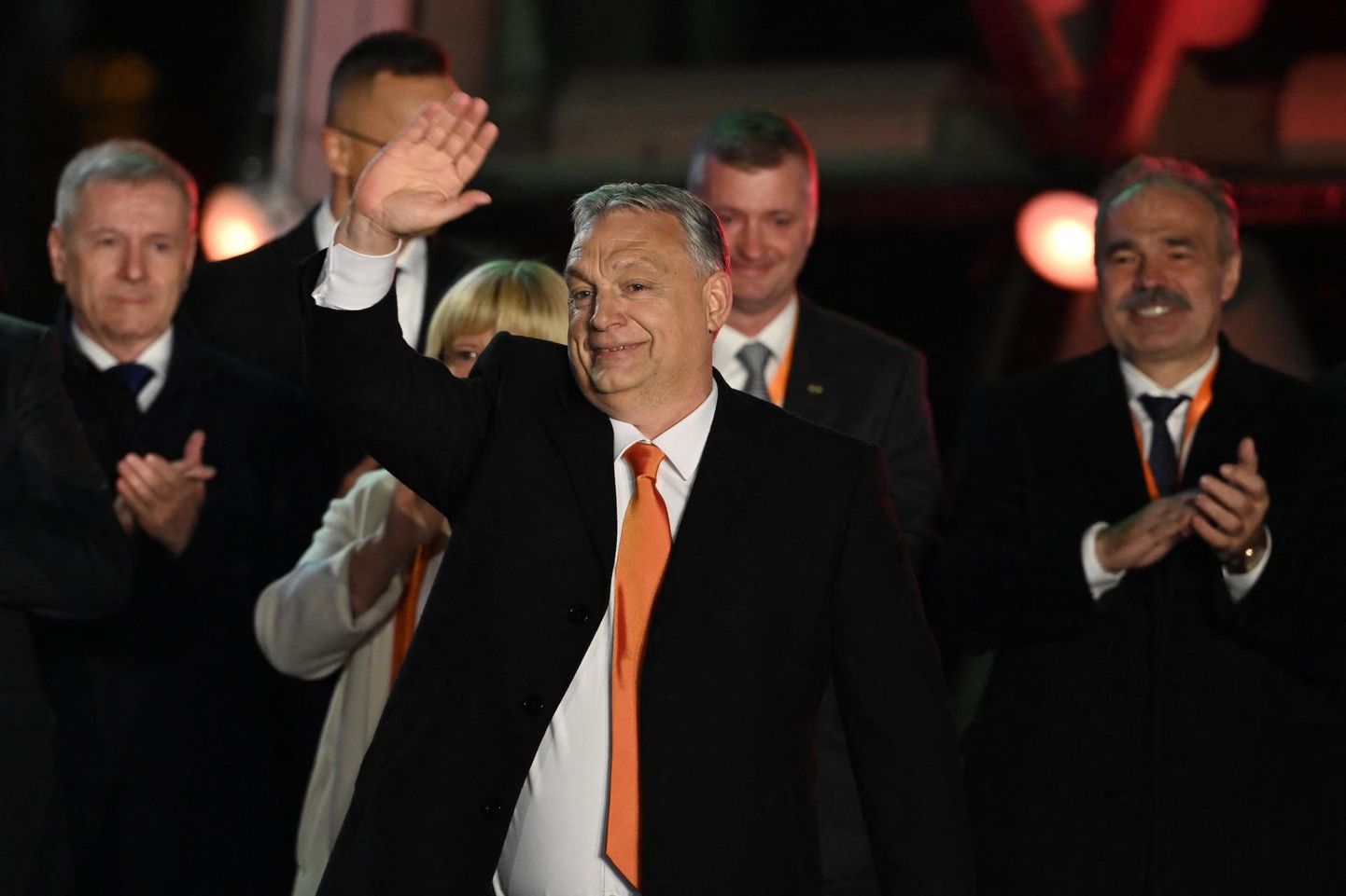 Ungari peaminister Viktor Orbán ja Fideszi partei liikmed tähistavad üleeile õhtul valimisvõitu Budapestis Doonau jõe kaldal asuvas kultuuri- ja meelelahutuskeskuses. 
