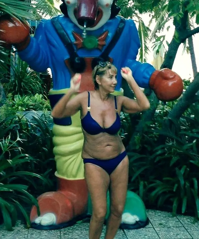 Жетілген шағын бикини