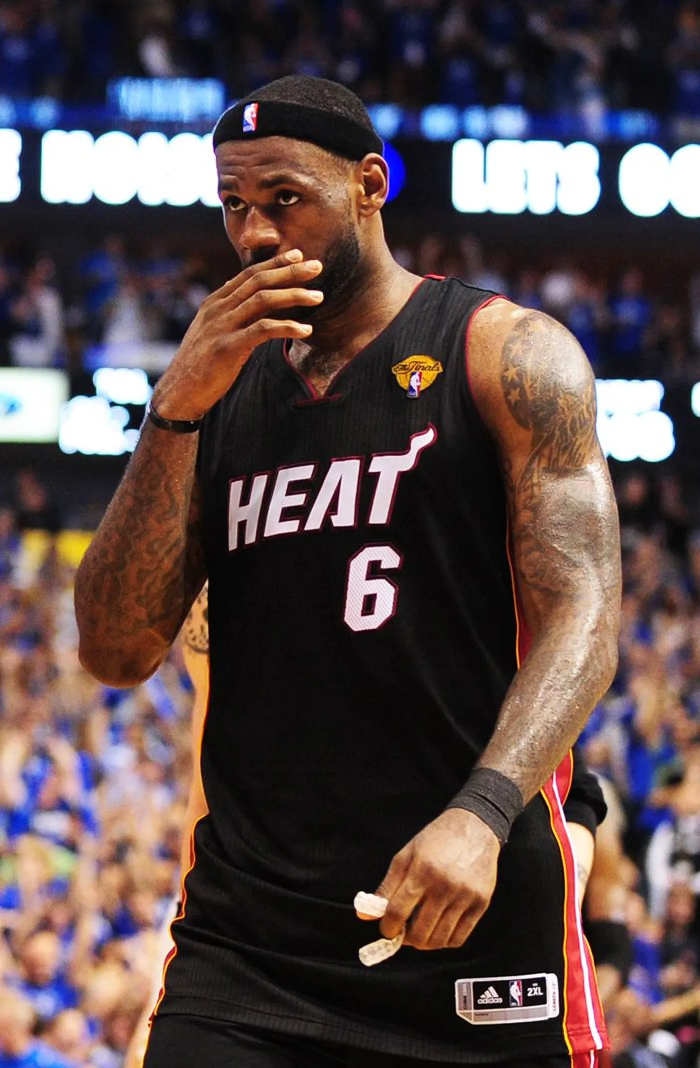 Korvpalluritest on USAs suurima sissetulekuga LeBron James, kes paikneb üldises pingereas kolmandat kohta.
