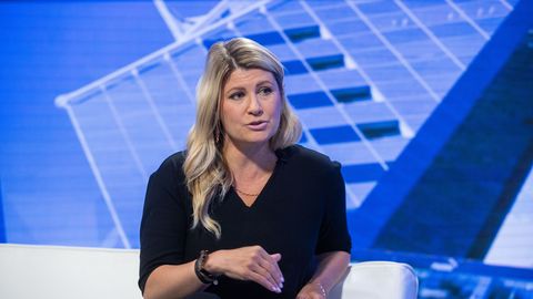 VIKTORIA LADÕNSKAJA KUBITS ⟩ Ausalt öeldes, nutt ja hala. Mehed, me otsime eeskuju!