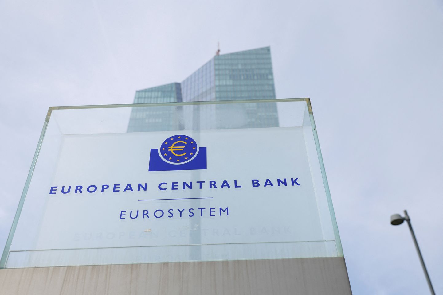 Euroopa Keskpanga intressiotsus tõi börsidele tagasi negatiivsuse