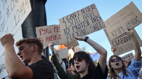 RAINER SAKS ⟩ Ukraina rikkus ühiskondlikku kokkulepet ja nüüd saab Venemaa kaost tekitada