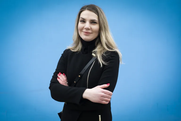 Irõna.