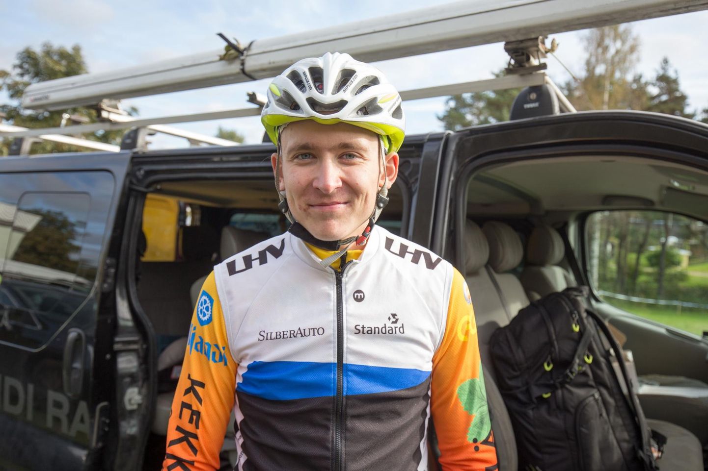 Viljandis sirgunud jalgrattur Kristjan Johanson sõlmis lepingu eliitklubiga Cycling Tartu.
