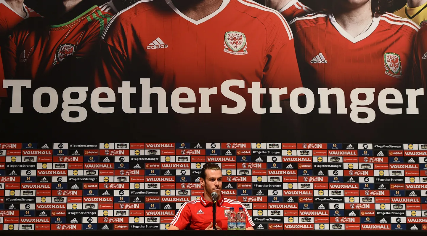 Maailma kõige kallim jalgpallur Gareth Bale viib Walesi täna lahingusse Portugali vastu.