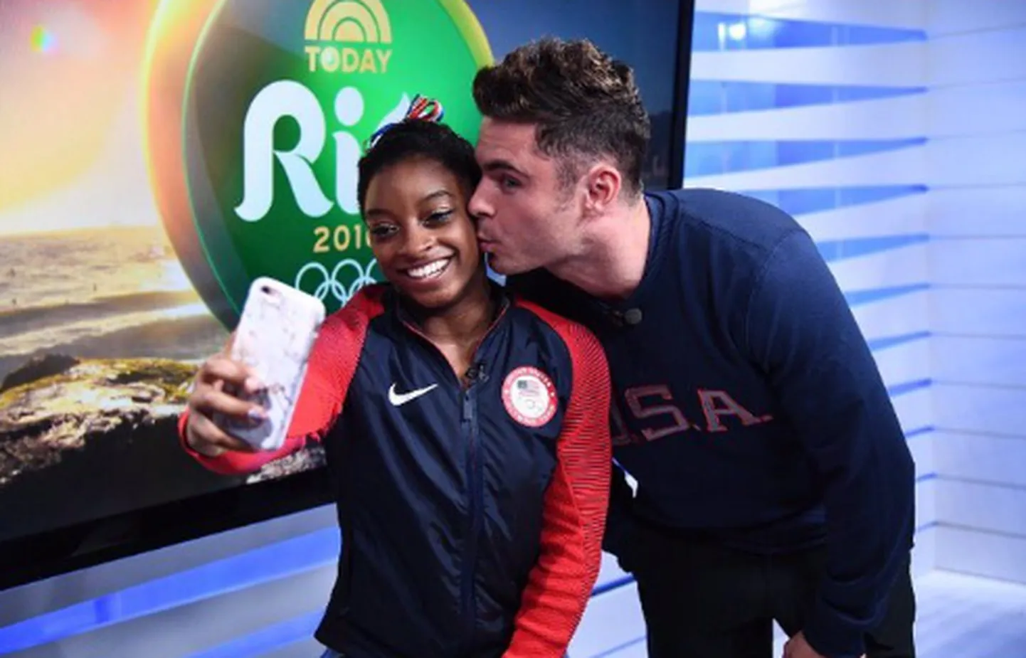 Simone Biles ja Zack Efron