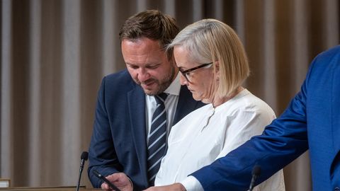 Kallas sai Suti taandumisest teada meediast, Tsahkna varem