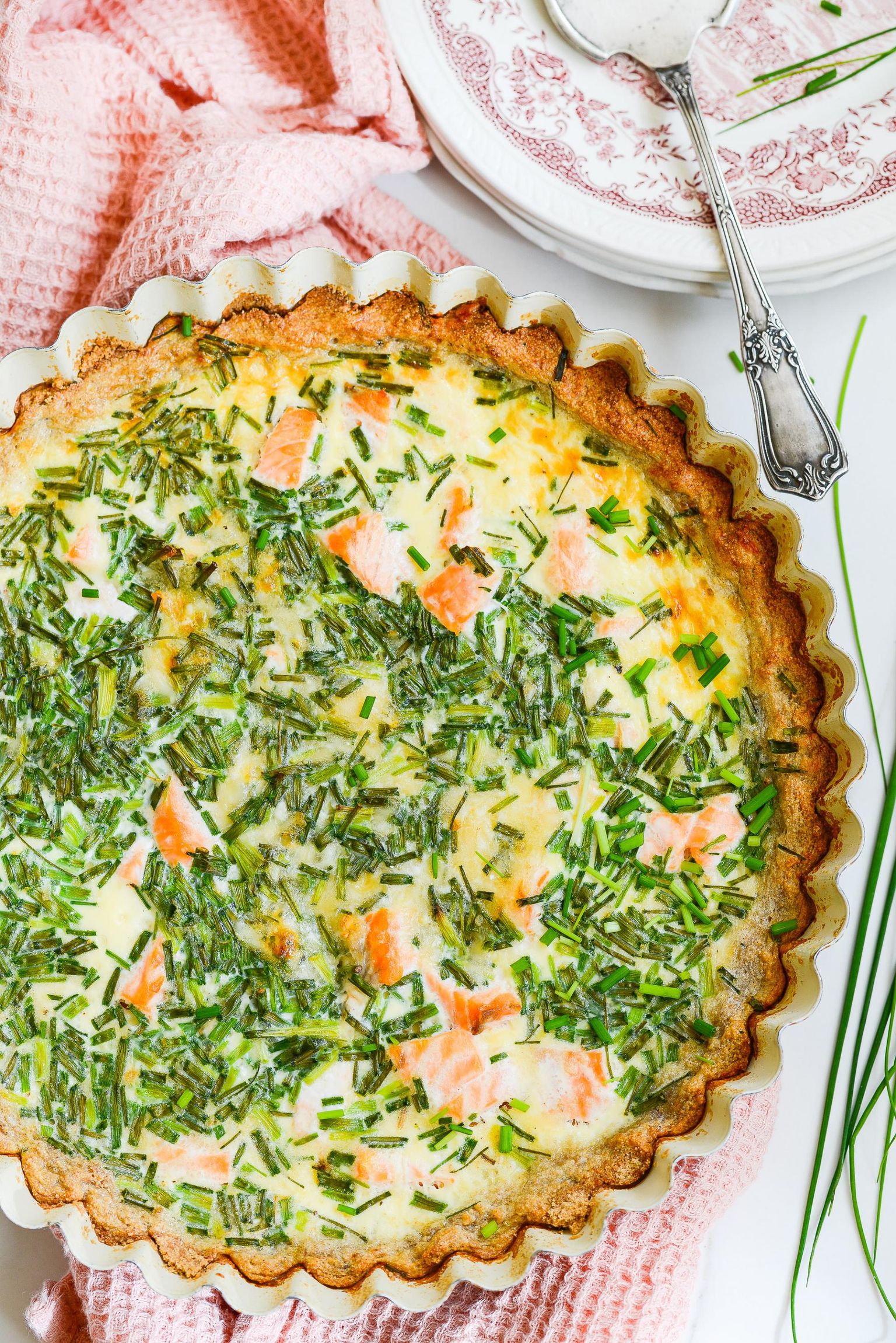 Murulaugu-lõhe-quiche juustuga. 