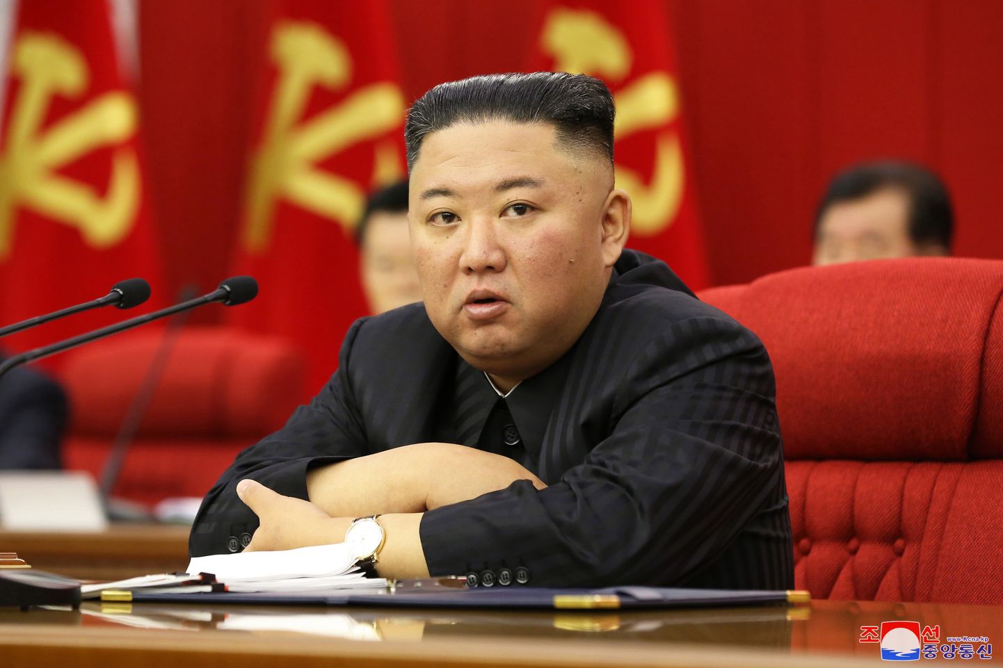 Kim Jong-un laitis ametnike loidust.