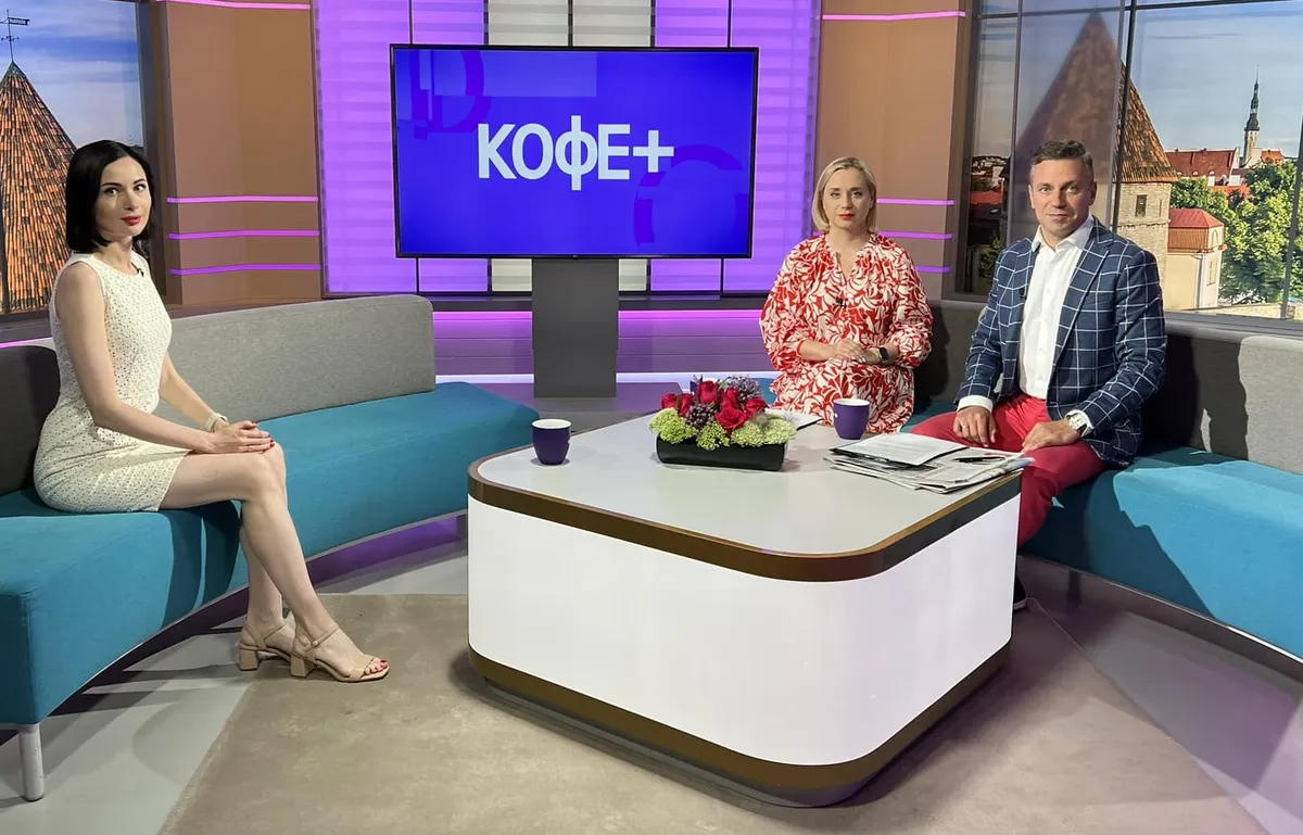 Анне Быкова (Голембиовская) в студии телеканала ETV+