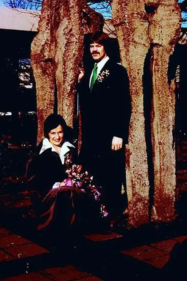 Эльс и Ян на своей свадьбе (1975 год).