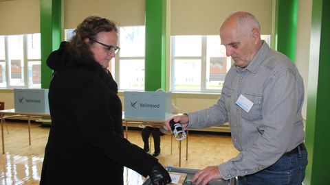 Kundas on valimisaktiivsus kõrge, meeleolu ootusärev