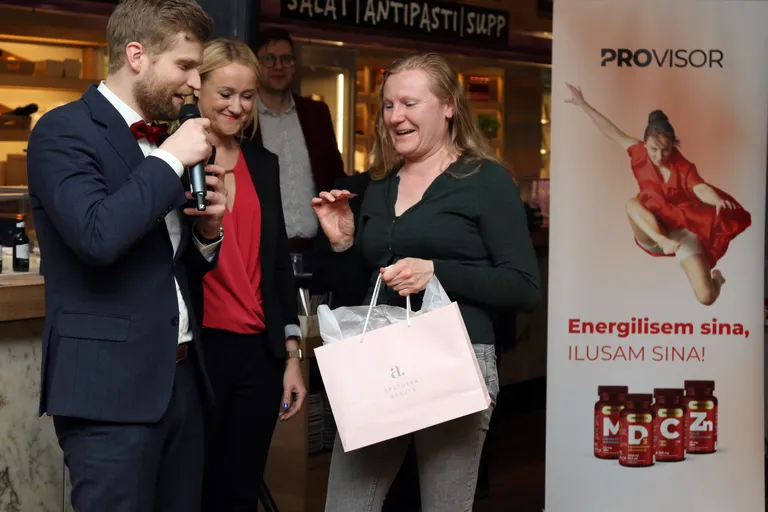 Kingitused, üllatused, hõrgutavad söögid ja joogid, seltskond ja inspireeriv meelelahutus - selline oli Vapiano Ladies Night «XMAS»