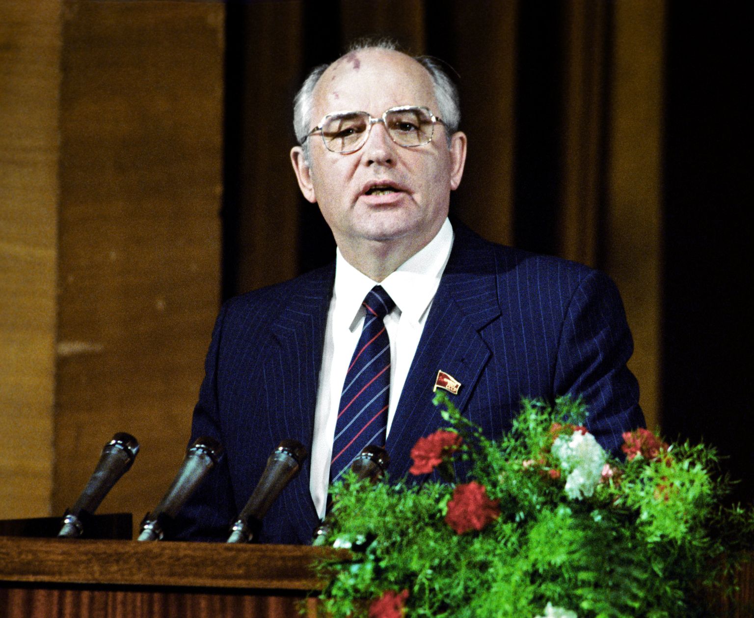 Mihhail Gorbatšov 1986. aastast pärit arhiivikaadril.