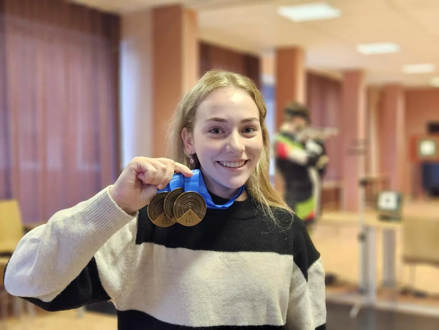Elva laskespordiklubi laskja Lisell Väljak nägi enne võistlust unes, et võidab kolm kuldmedalit. Nii läkski.