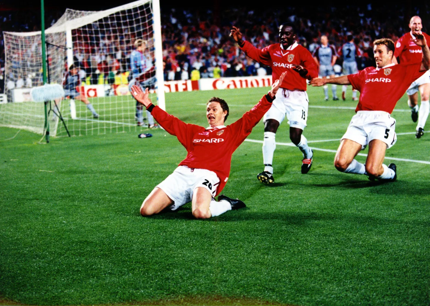 Ole Gunnar Solskjaer oli mängijana Manchester Unitedis väga edukas, kuid peatreenerina pole säravaid tulemusi veel ette näidata.