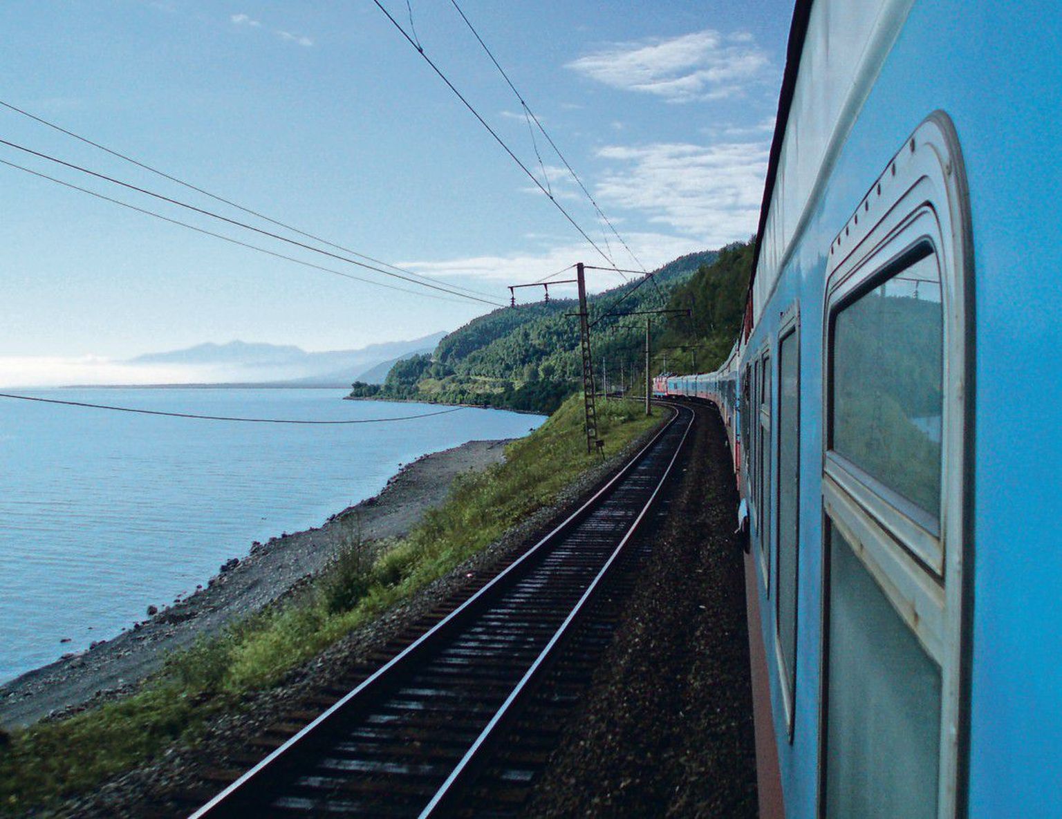 Туристический поезд байкальский