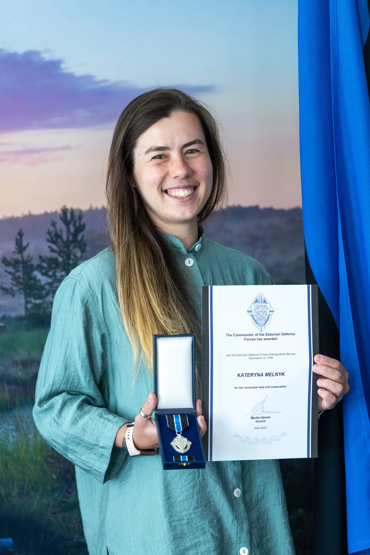 Katerõna Melnõk pälvis Eesti kaitseväe teenetemedali.