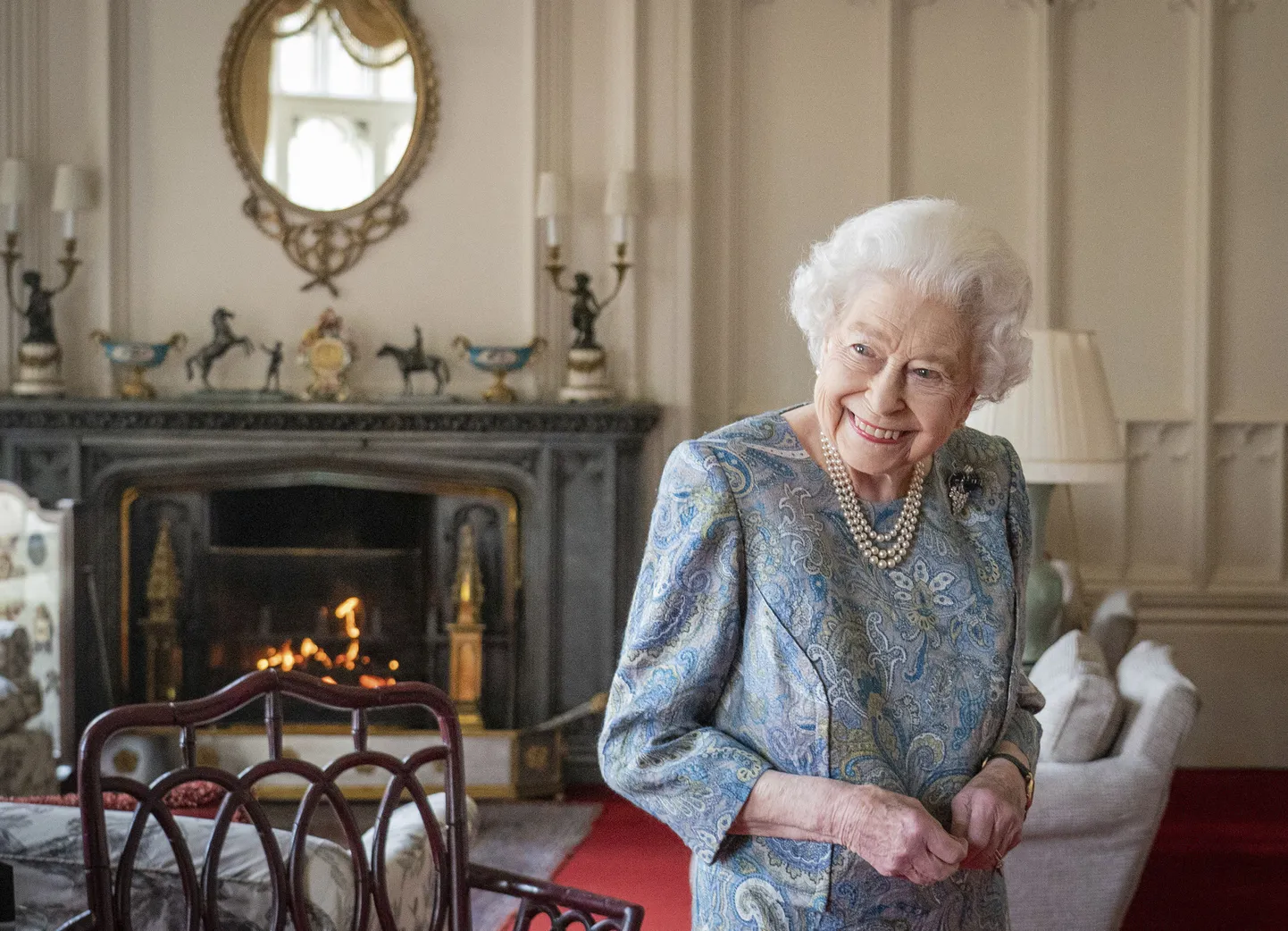 Elizabeth II.