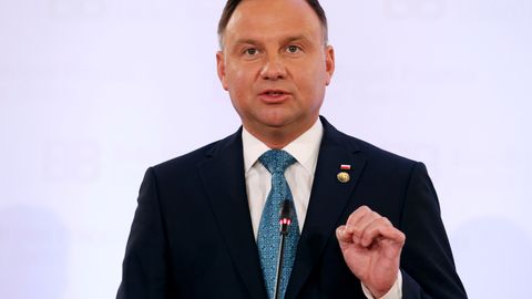 Poola president räppis meedikute toetuseks