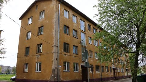 Kohtla-Järvel saab tehaselise renoveerimise teerajajaks Uus tn 3 paiknev maja