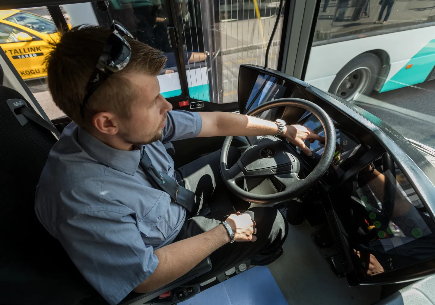 Noored bussijuhid on muutumas harulduseks.