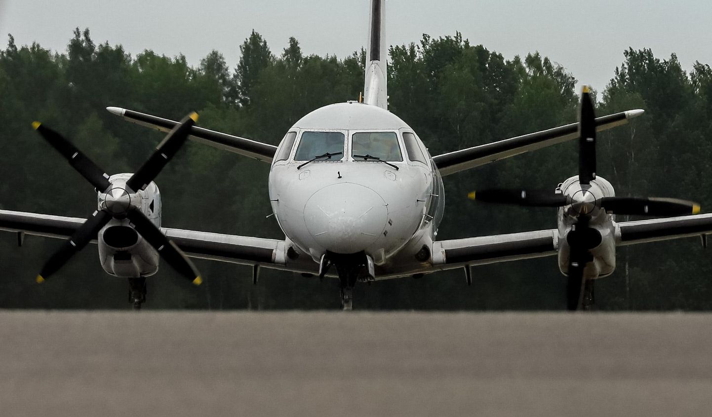 Pärnu ja Helsingi vahel lendab 48-kohaline ATR-42. Lendab, sest makstakse peale.