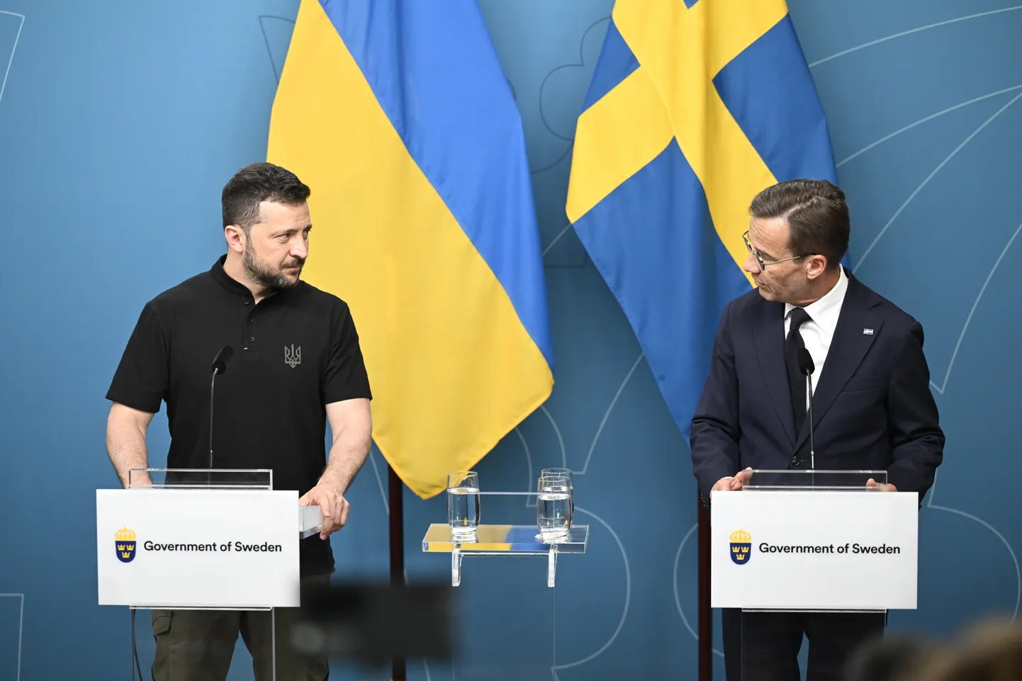 Ukraina president Volodõmõr Zelenskõi ja Rootsi peaminister Ulf Kristersson tänavu mais.
