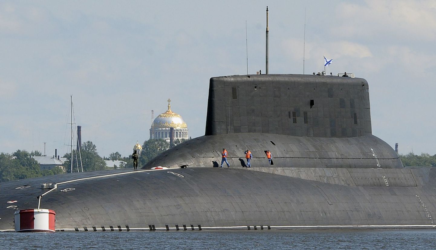 Tuumaallveelaev Dmitri Donskoi 30. juulil Peterburis toimunud mereväe paraadil.
