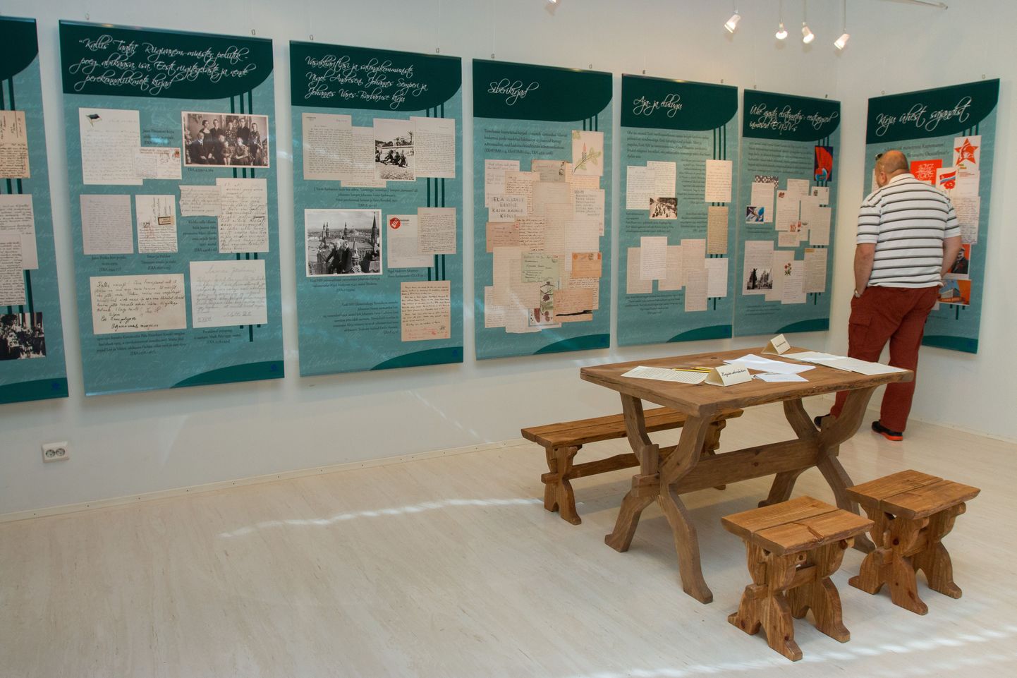Rahvus­arhiivi näitus «Kirju ühest sajandist» Viljandi muuseumis