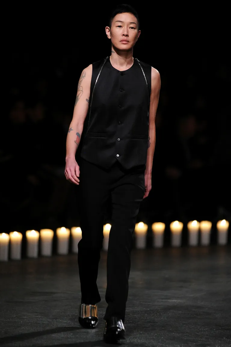 (Givenchy)