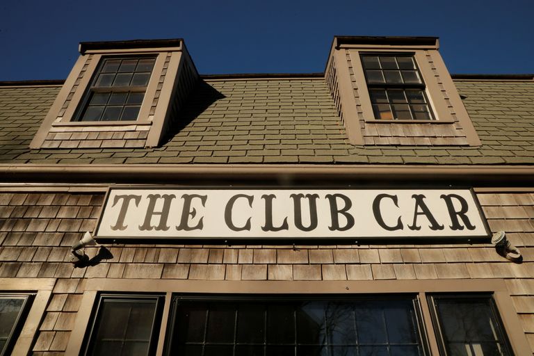 Massachusettsis Nantucketis asuv baar The Club Car, kus näitleja Kevin Spacey väidetavalt ahistas 18-aastast noormeest