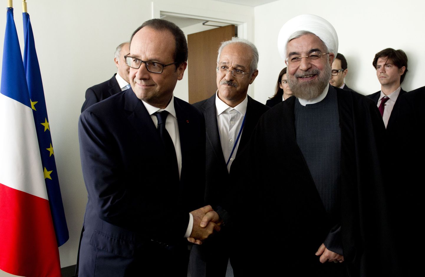 Prantsuse president Francois Hollande Iraani kolleegi Hassan Rouhaniga.