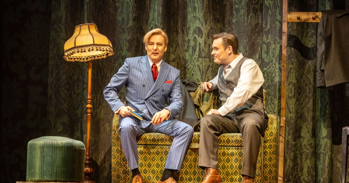 TERAV ÜHISKONNAKRIITIKA ⟩ Rahvusooperi muusikal kutsub inimesi üles silmi avama