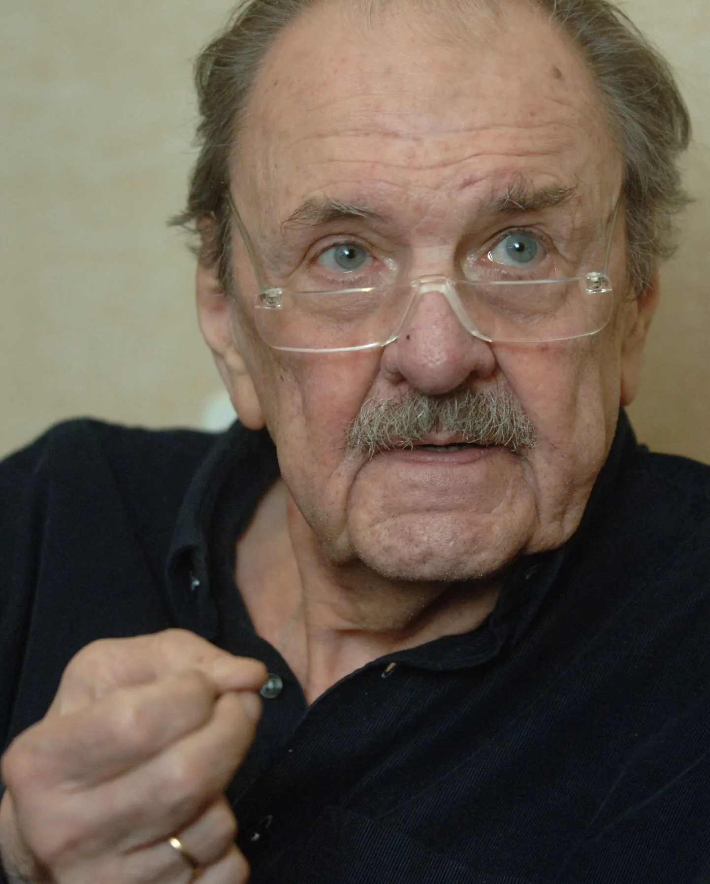 Юрий Яковлев