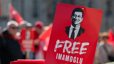 Commentary: Behind Ankara Summit, Istanbul Settles Scores with Opposition