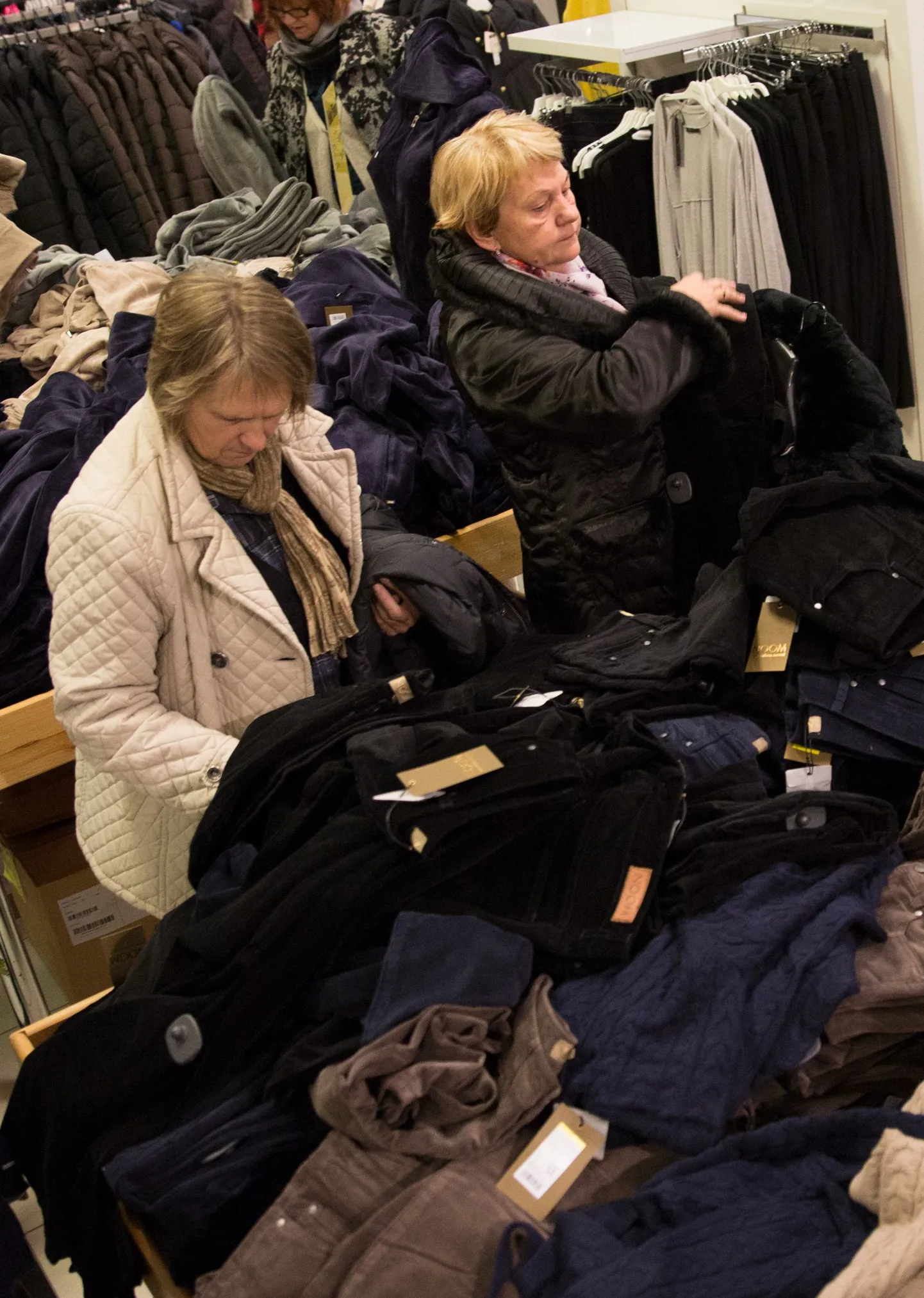 Stockmanni hullude päevade esimesed hetked.