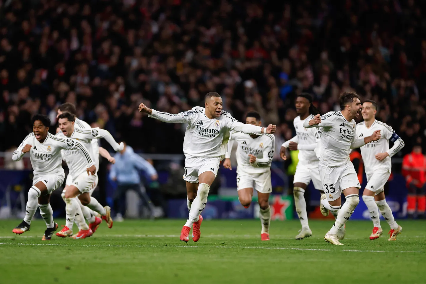 Madrides "Real" futbolisti.