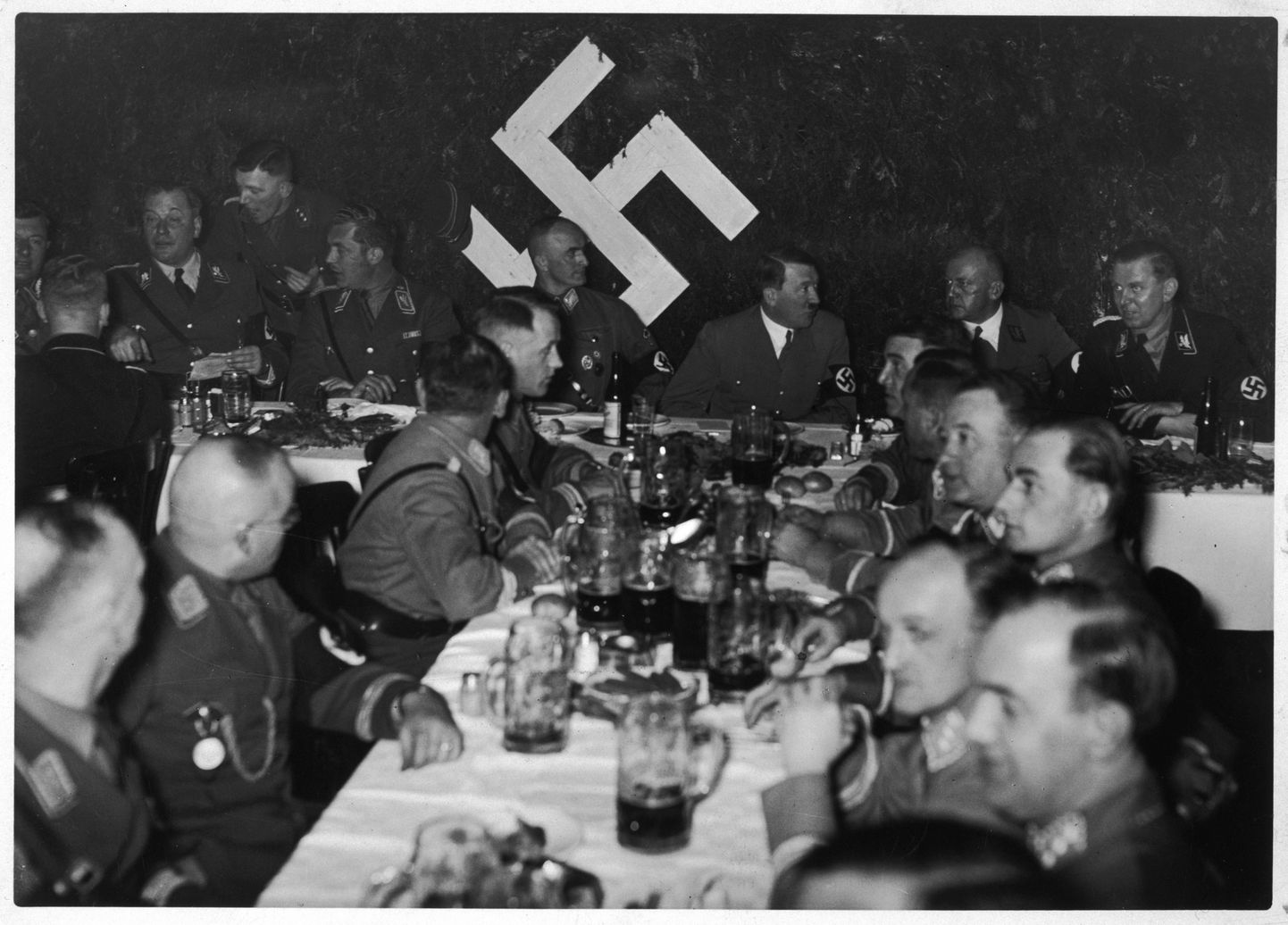 Hitler ja natsid jõule tähistamas