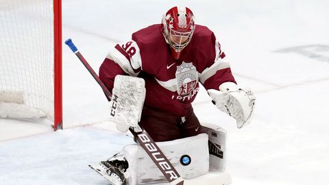 Krievijā spēlējušajam vārtsargam Kalniņam varētu tikt anulēts trenera sertifikāts