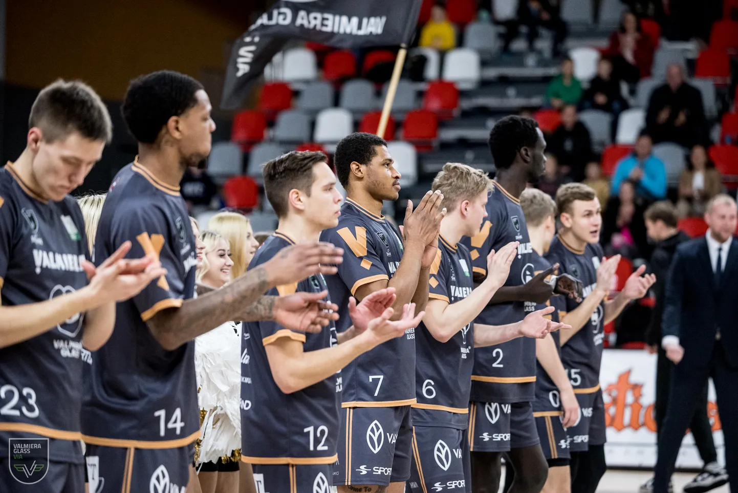 "Valmiera Glass"/"Vidzemes Augstskola" komandas basketbolisti.